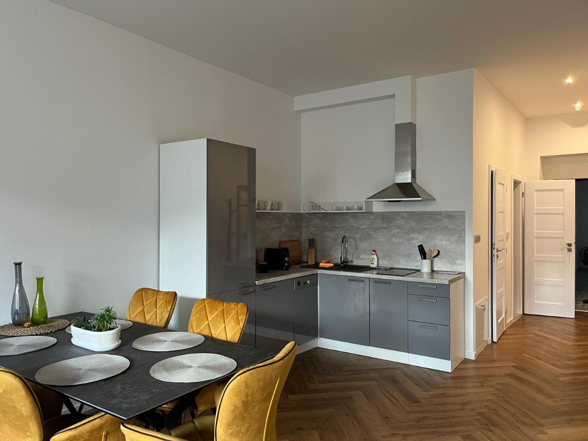 Apartmany Male Namesti, Broumov Exterior foto